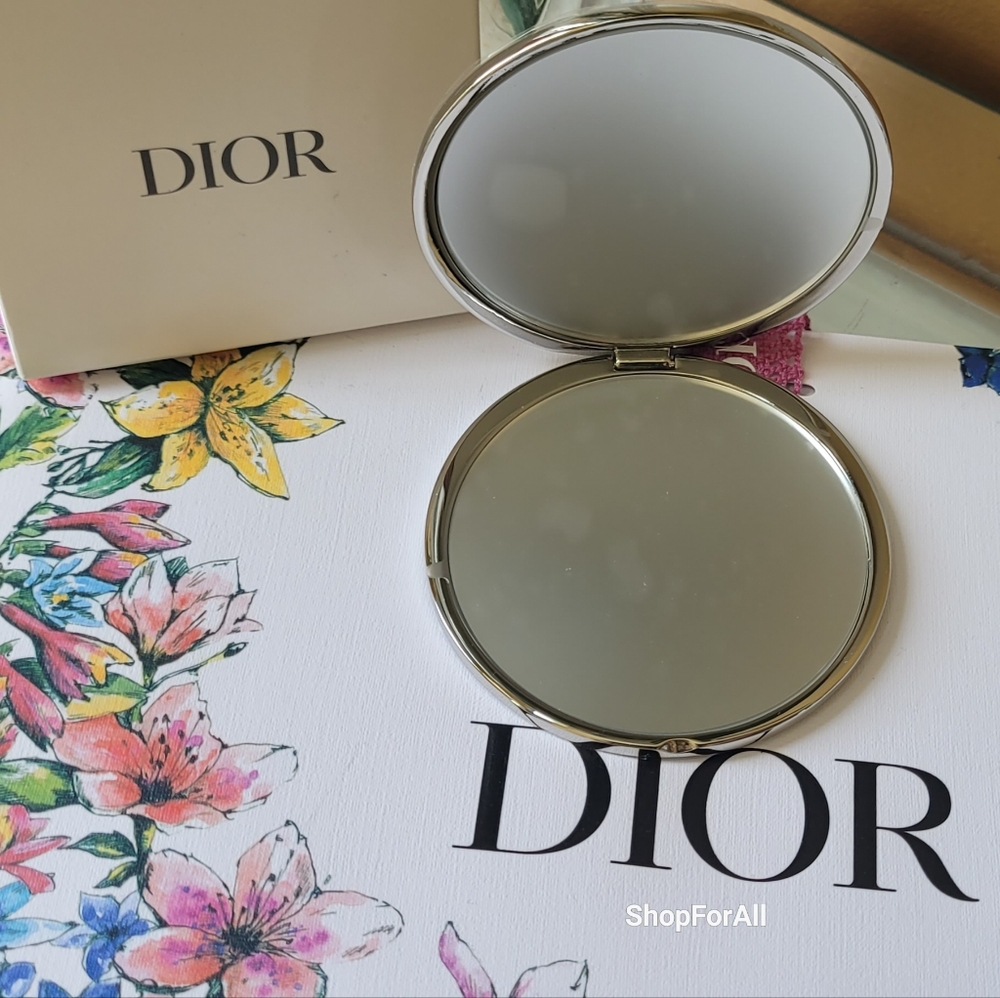 🥳💥host pick 🔥 Dior  mirror silver double mirror compact mirror - Picture 2 of 6